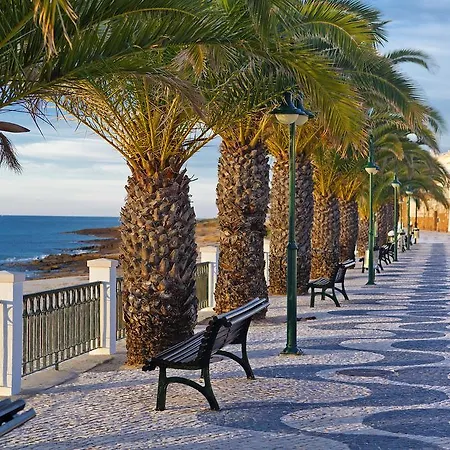 Hotel apartamentowy Ocean Club 4*