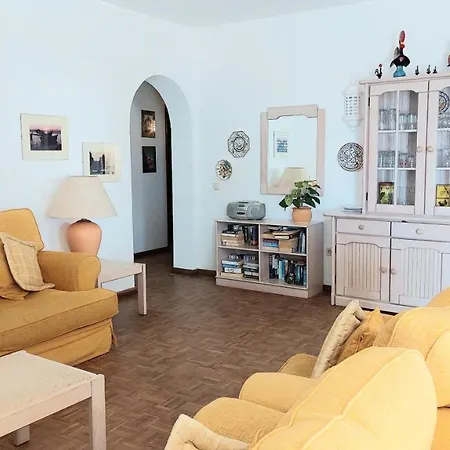 Ξενοδοχείο με διαμερίσματα Ocean Club 4*